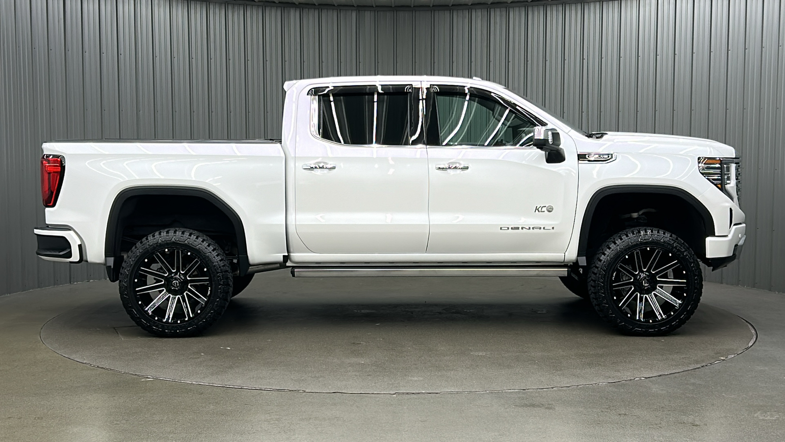 2022 GMC Sierra 1500 Denali 6