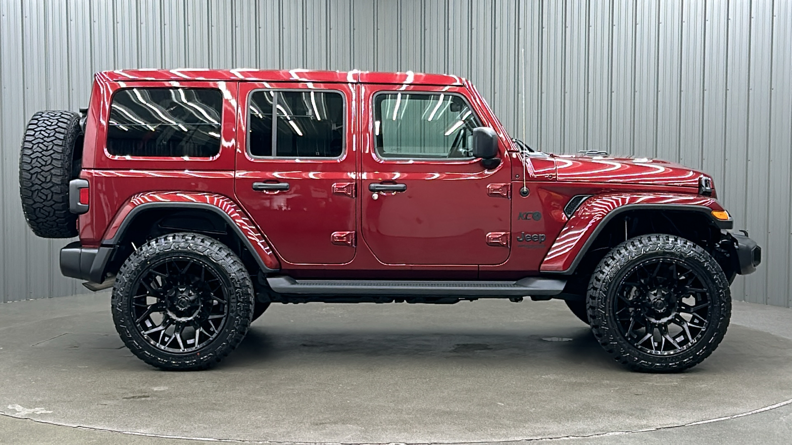 2021 Jeep Wrangler Unlimited Sahara Altitude 6