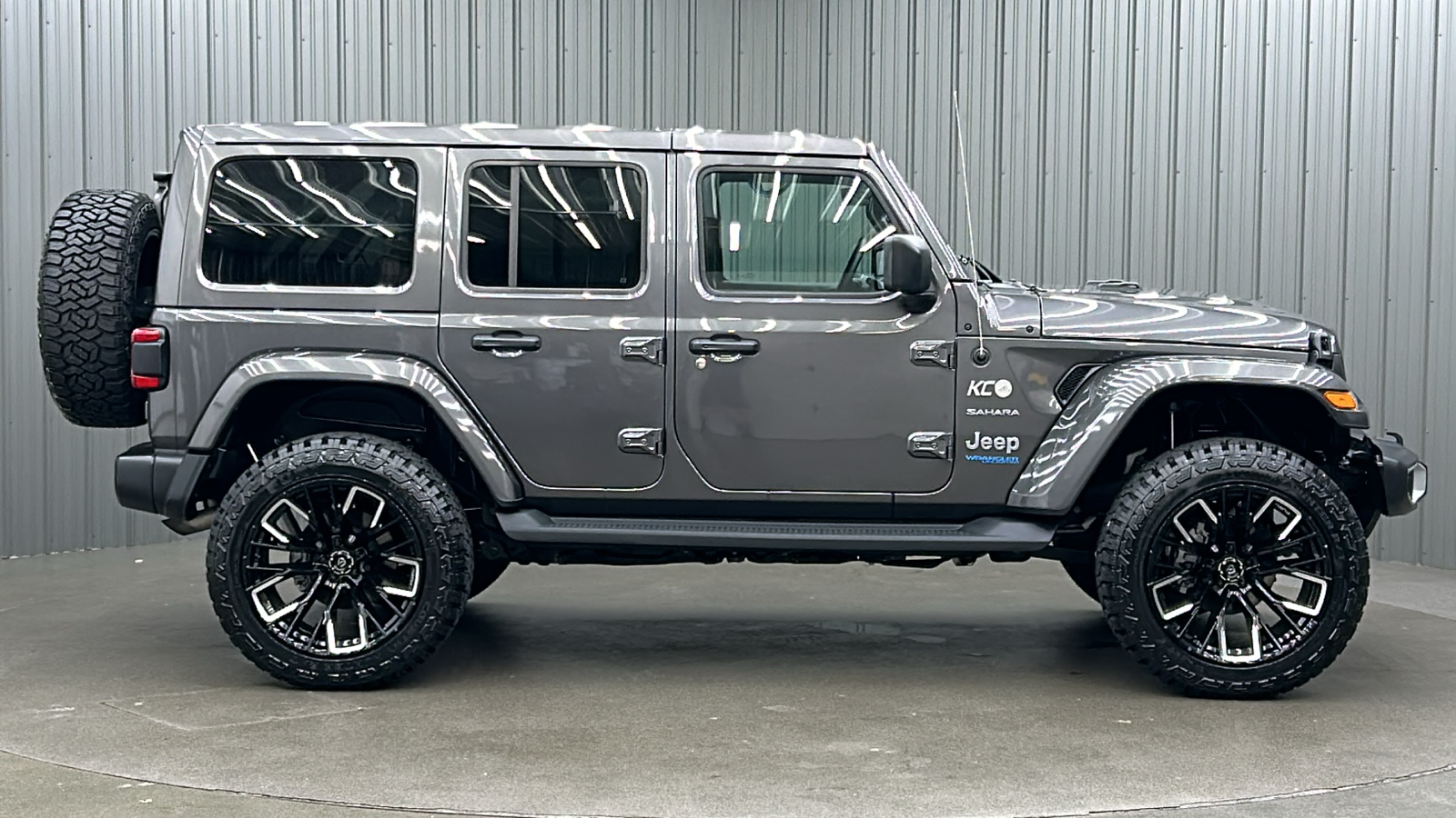 2021 Jeep Wrangler Unlimited Sahara 4xe 6