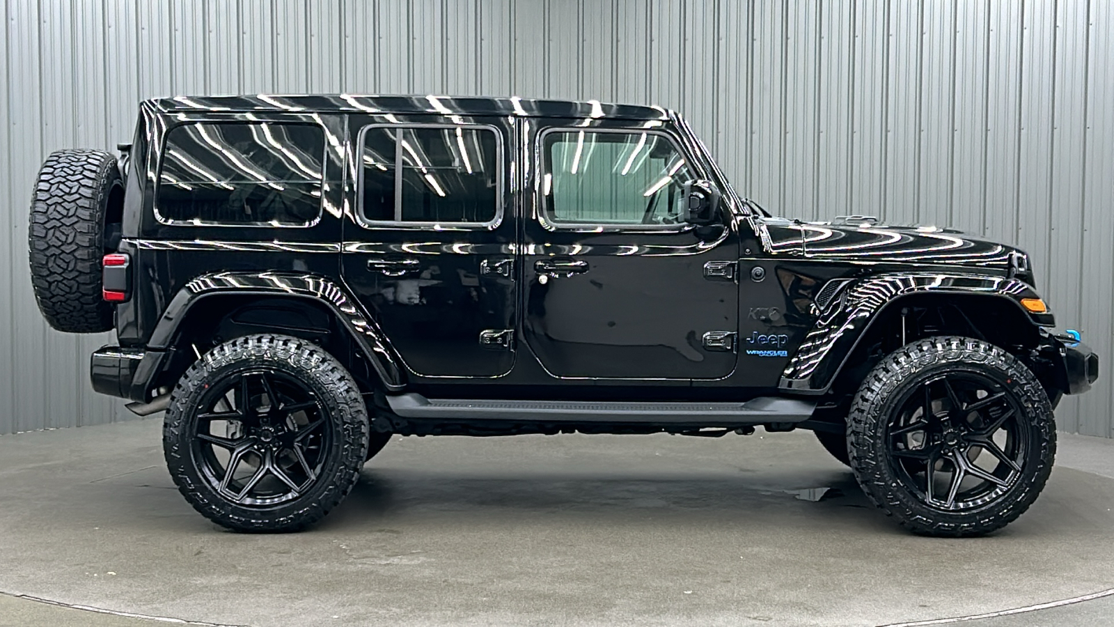 2021 Jeep Wrangler Unlimited Sahara High Altitude 4xe 6