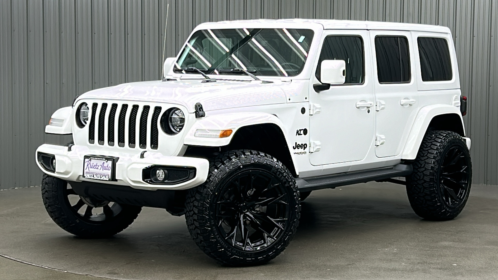 2021 Jeep Wrangler Unlimited Sahara High Altitude 1