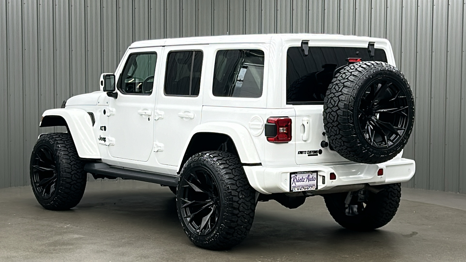 2021 Jeep Wrangler Unlimited Sahara High Altitude 3