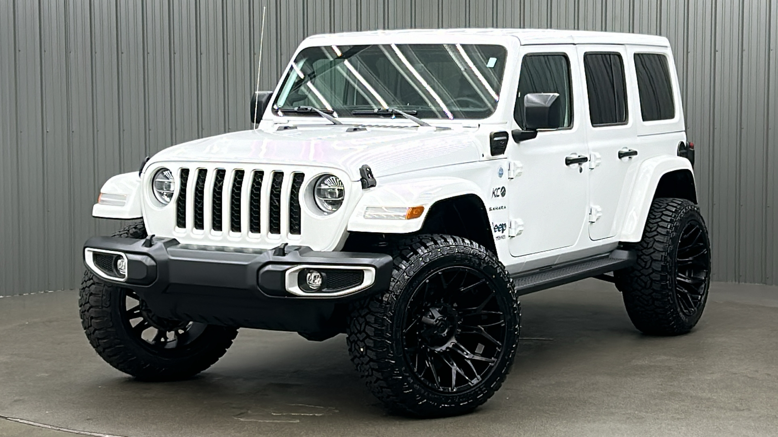 2021 Jeep Wrangler Unlimited Sahara 4xe 1