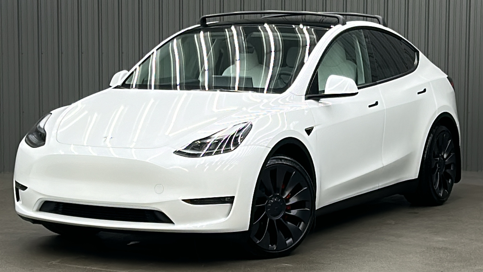 2023 Tesla Model Y Performance 1