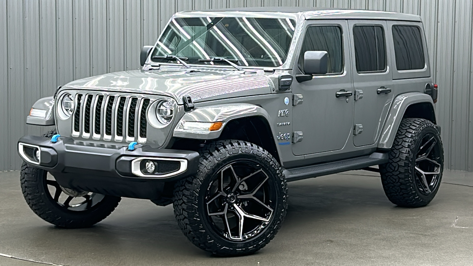 2021 Jeep Wrangler Unlimited Sahara 4xe 1