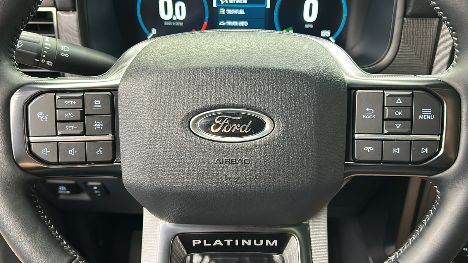 2023 Ford F-150 Platinum 26