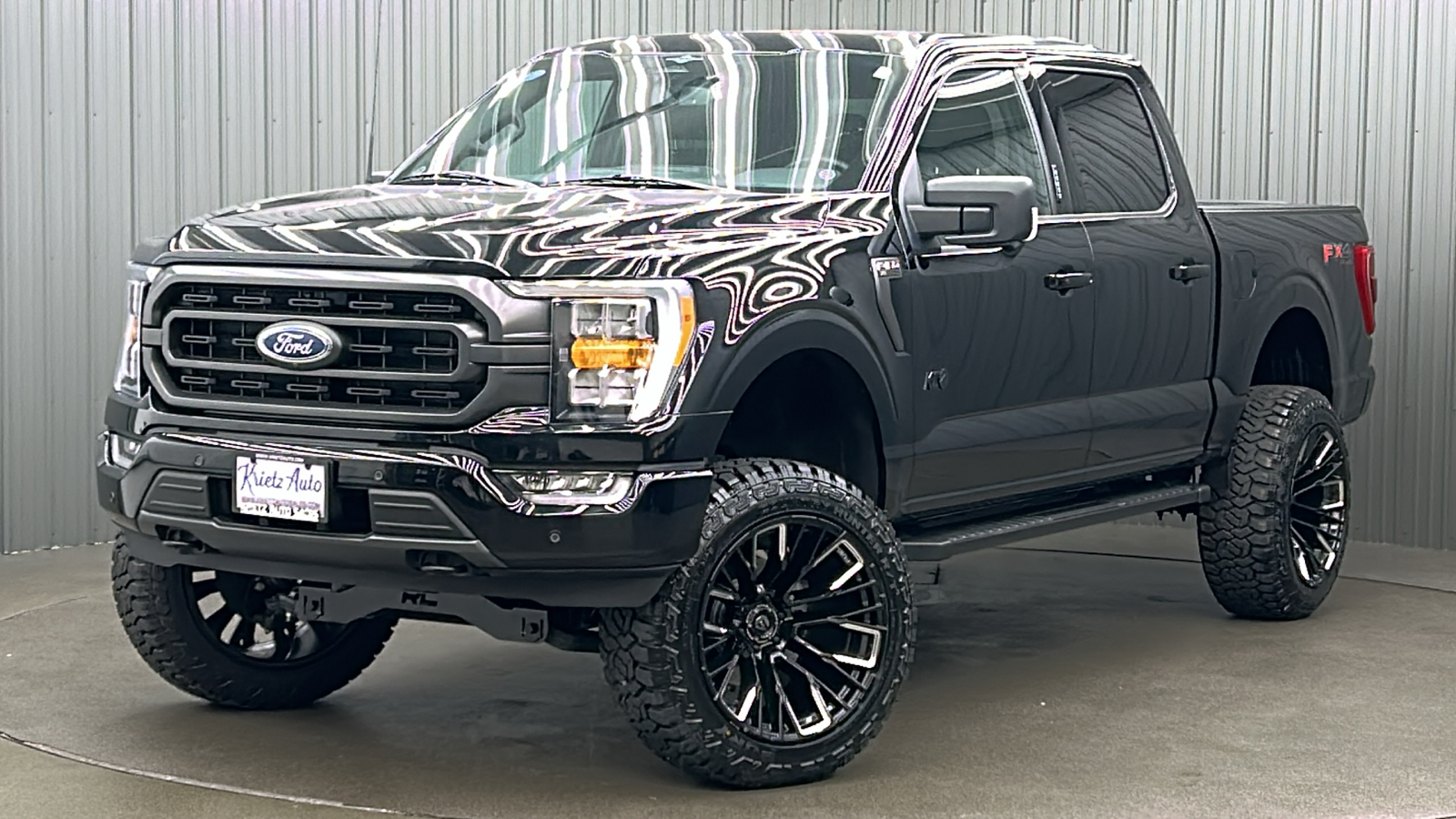 2023 Ford F-150 XLT 1