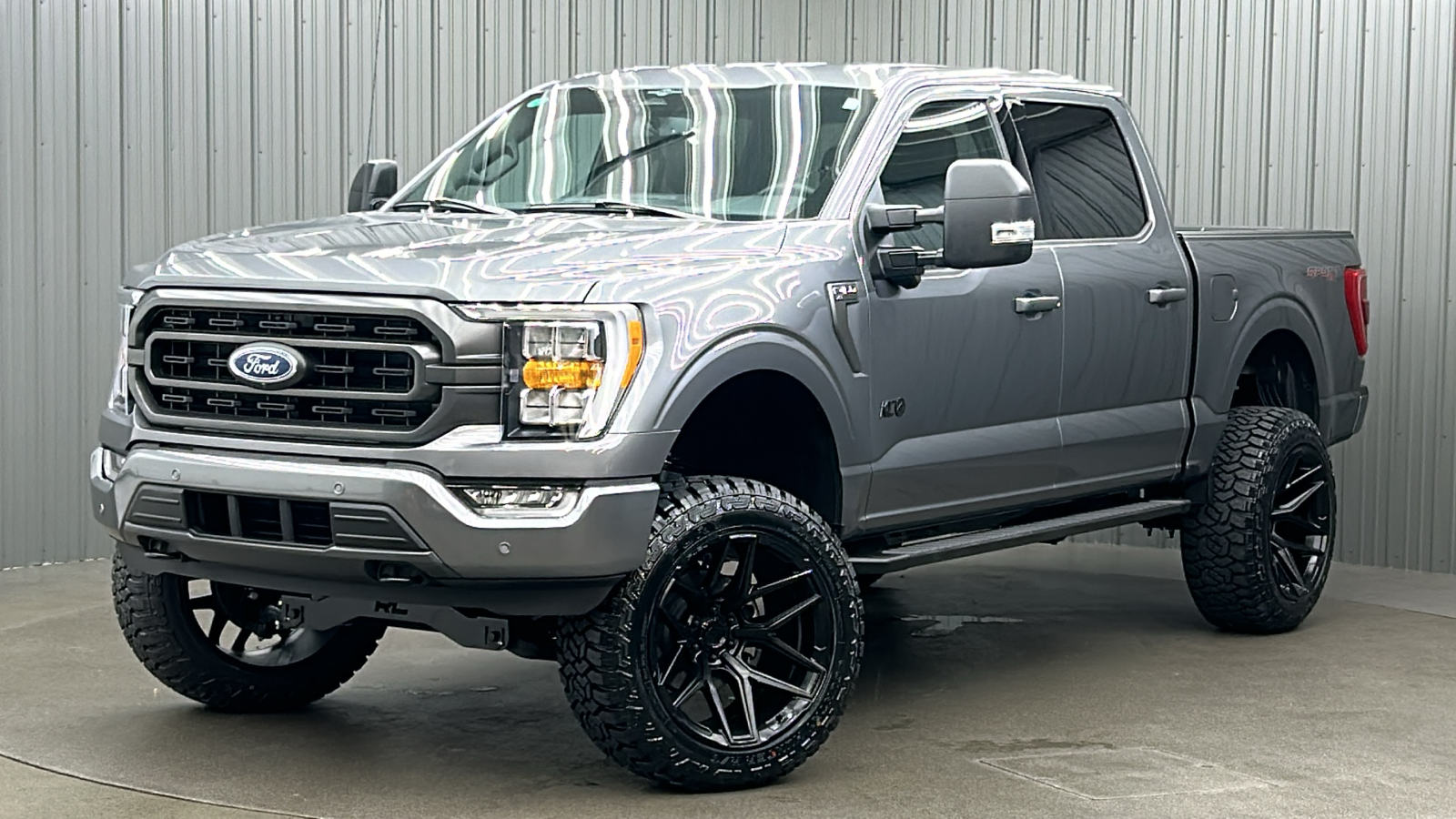 2023 Ford F-150 XLT 1