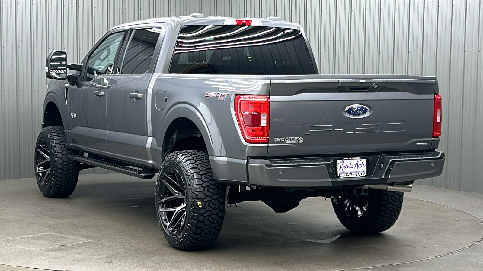 2023 Ford F-150 XLT 3