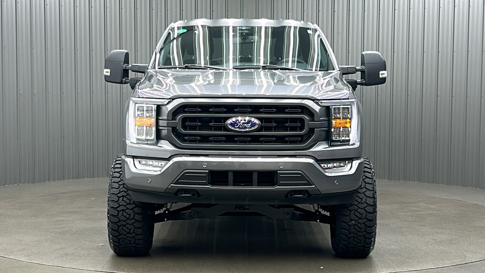 2023 Ford F-150 XLT 8