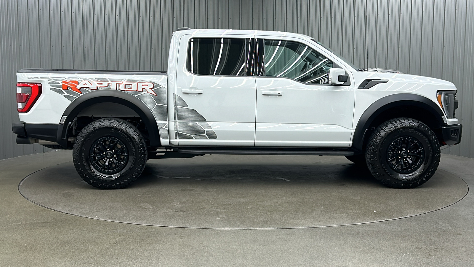 2023 Ford F-150 Raptor 6