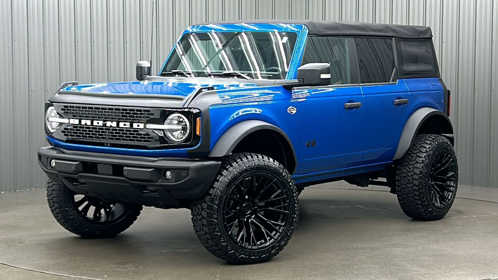 2022 Ford Bronco Wildtrak 1