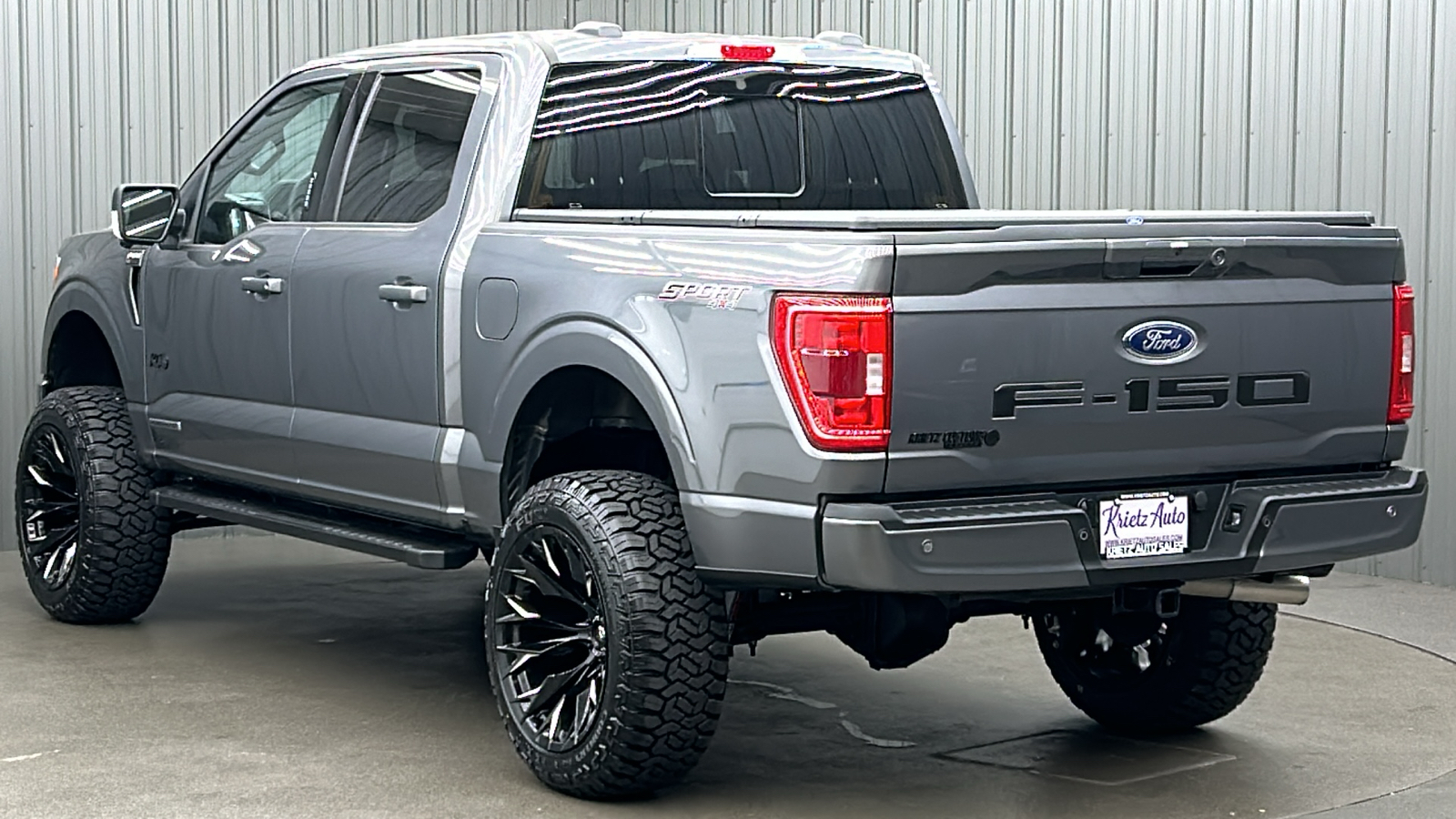 2023 Ford F-150 XLT 3