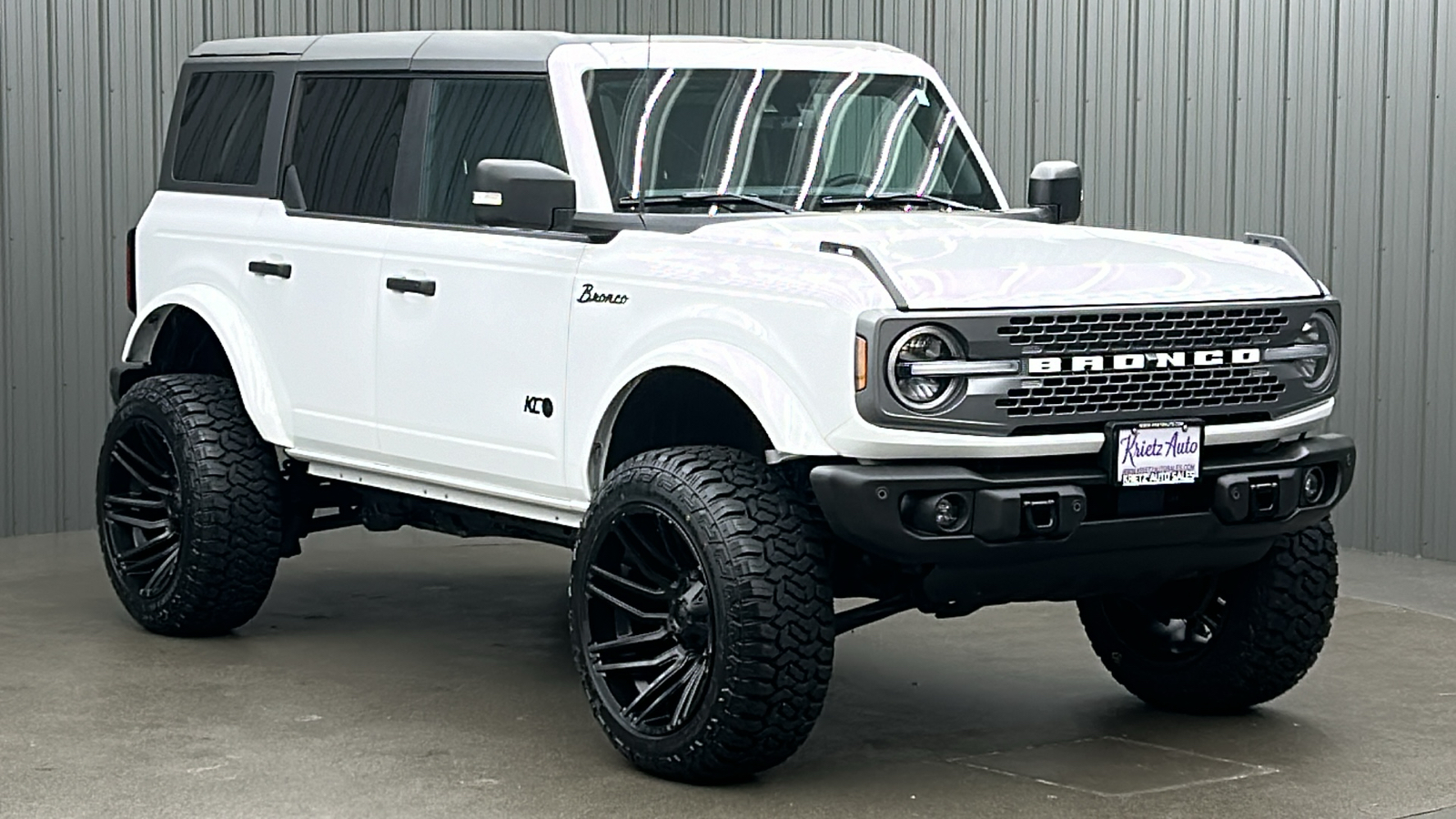 2023 Ford Bronco Badlands 7