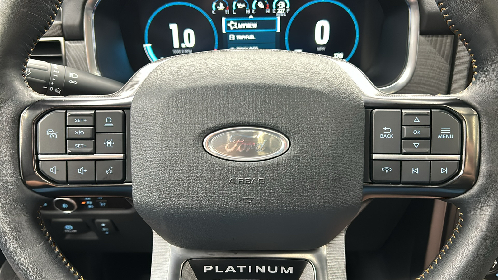 2023 Ford F-150 Platinum 28