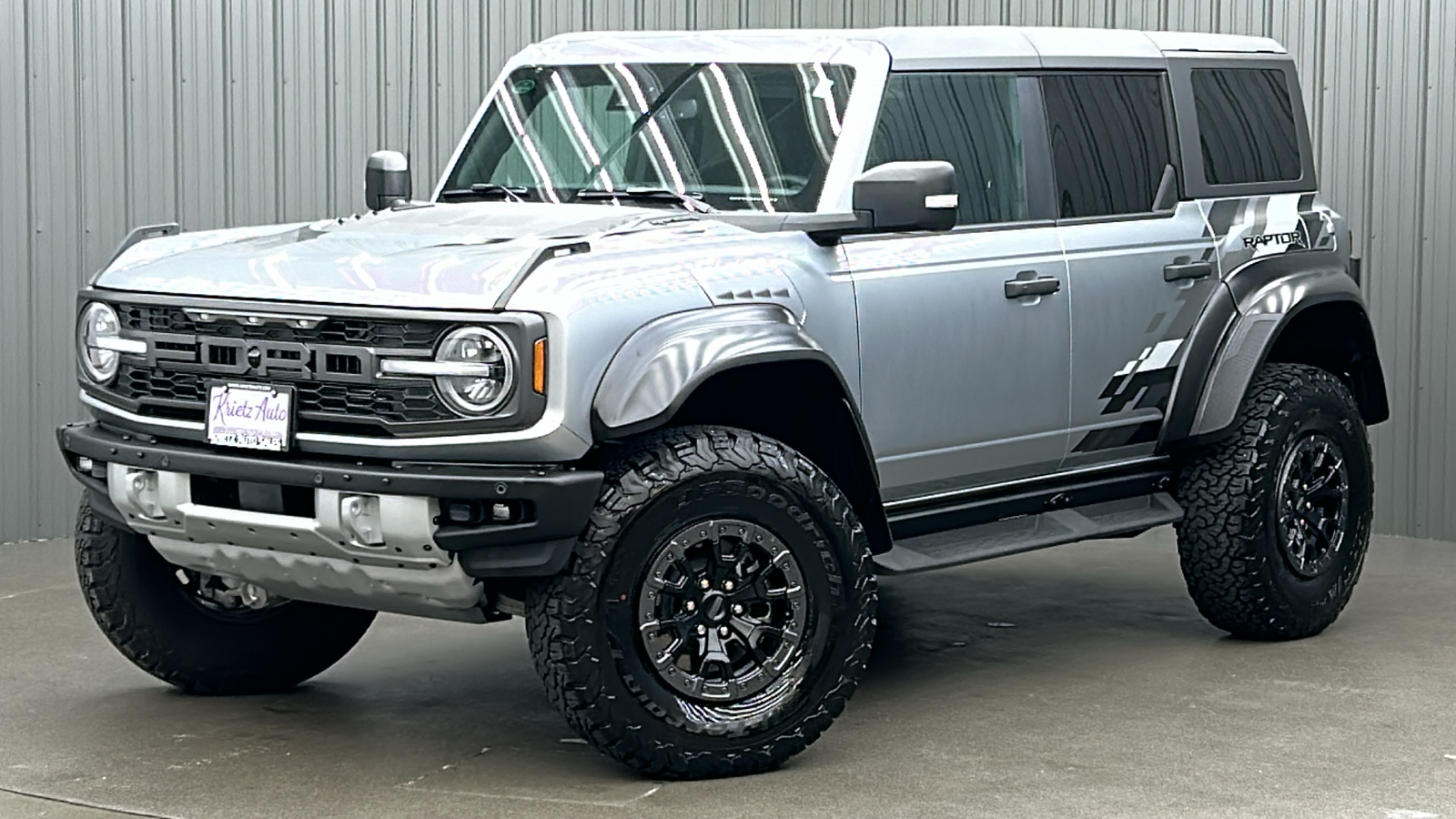 2023 Ford Bronco Raptor 1