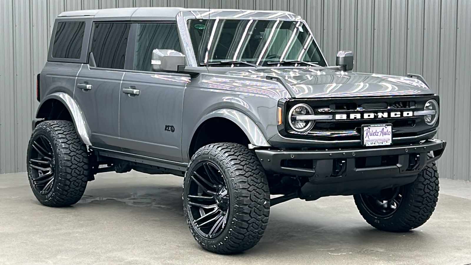 2023 Ford Bronco Outer Banks 7