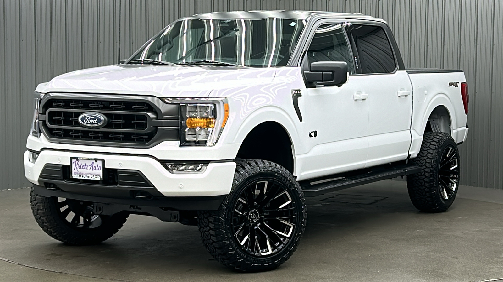 2023 Ford F-150 XLT 1