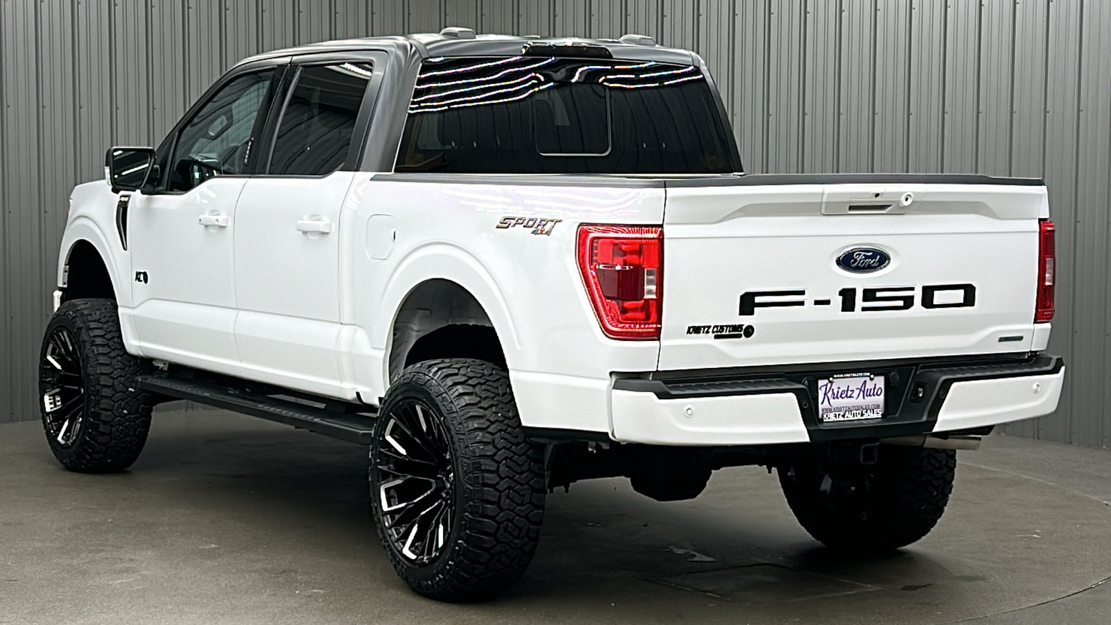 2023 Ford F-150 XLT 3