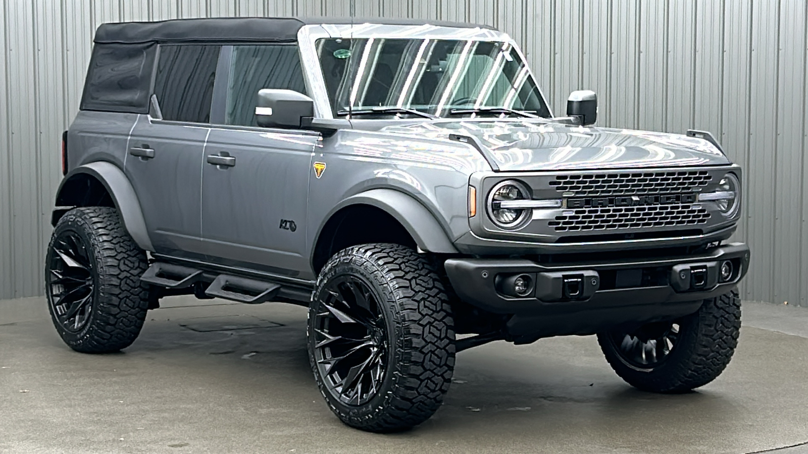 2023 Ford Bronco Badlands 7