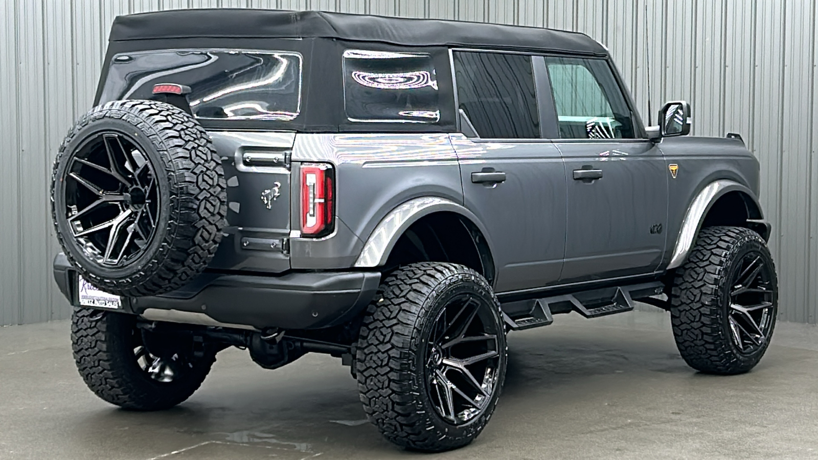 2023 Ford Bronco Badlands 5