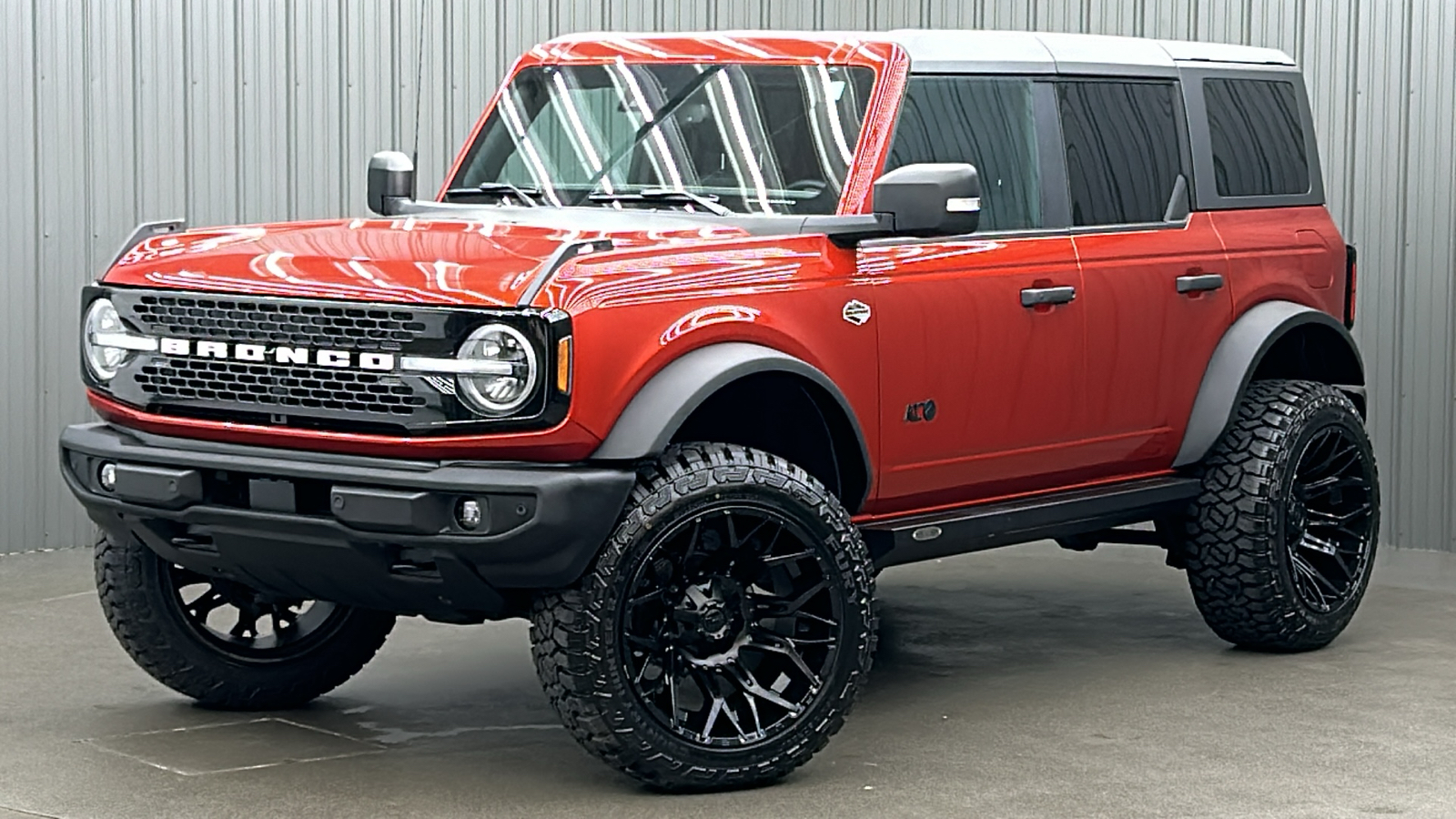 2022 Ford Bronco Wildtrak 1