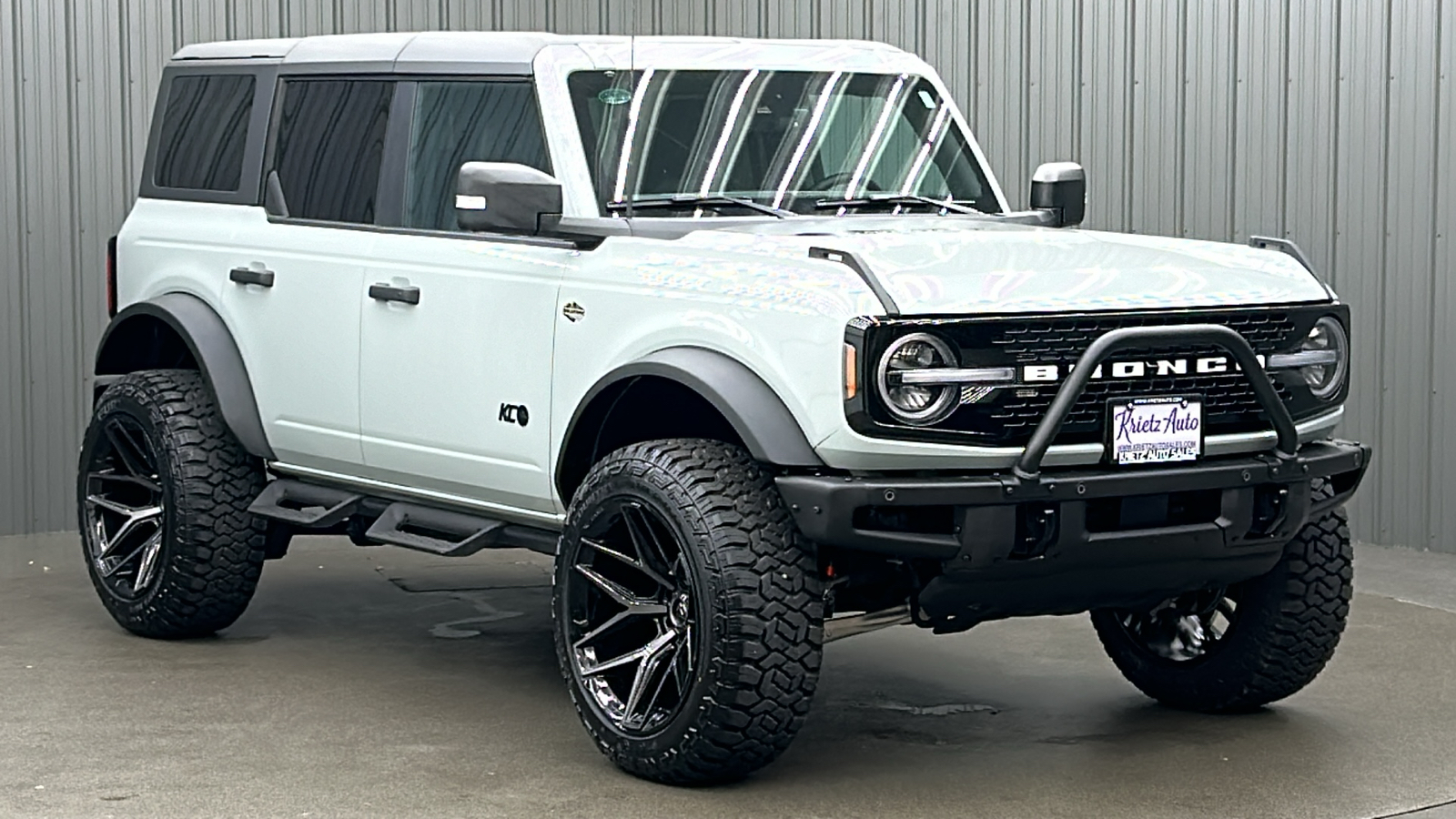 2023 Ford Bronco  7