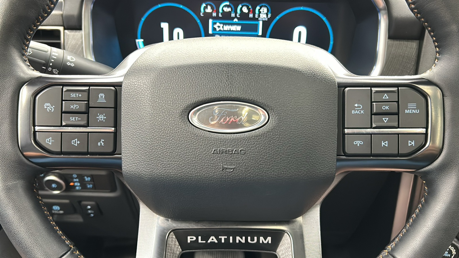 2022 Ford F-150 Platinum 28