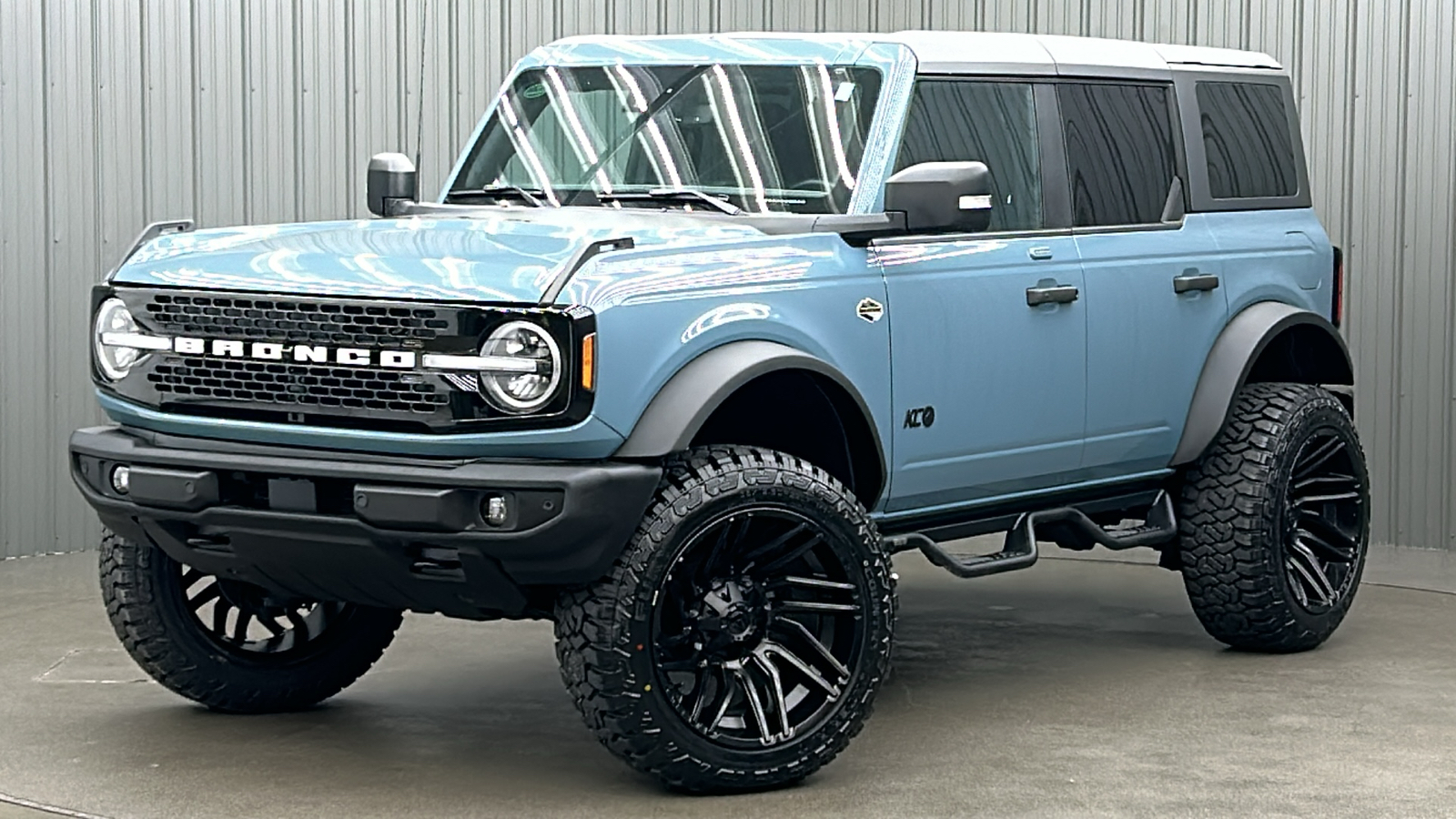 2022 Ford Bronco Wildtrak 1