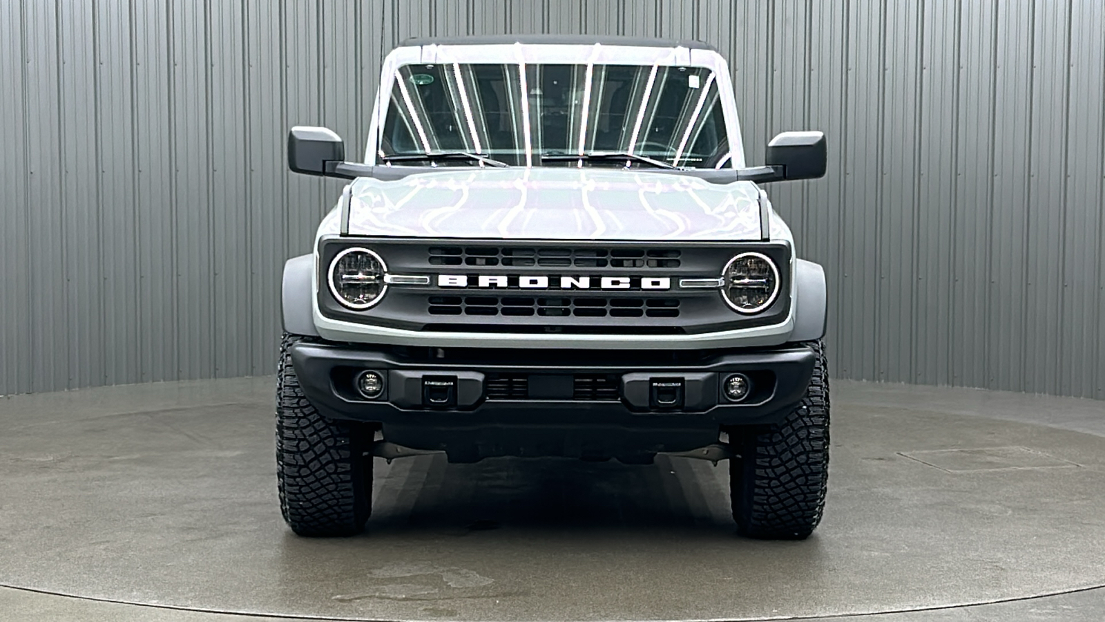 2023 Ford Bronco Black Diamond 8