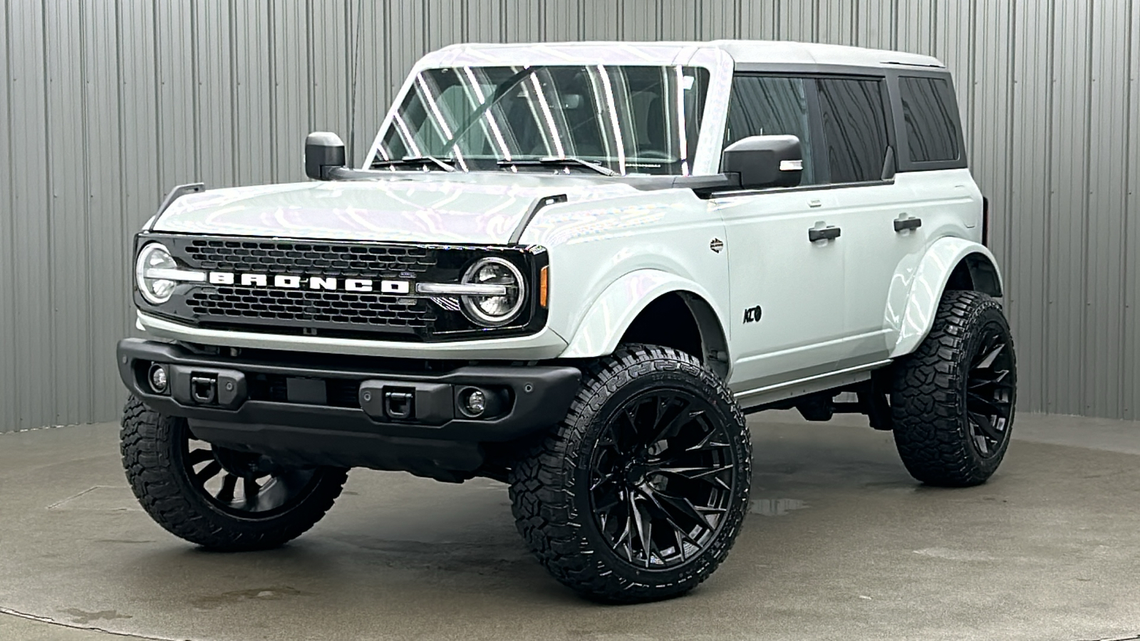 2023 Ford Bronco Wildtrak 1