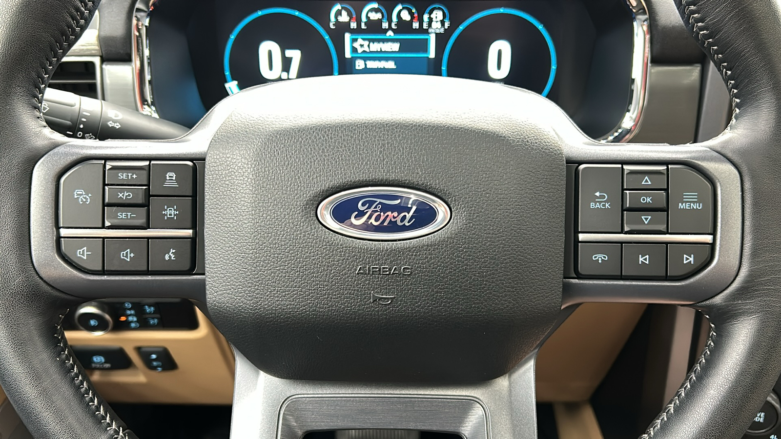 2023 Ford F-150 Lariat 28