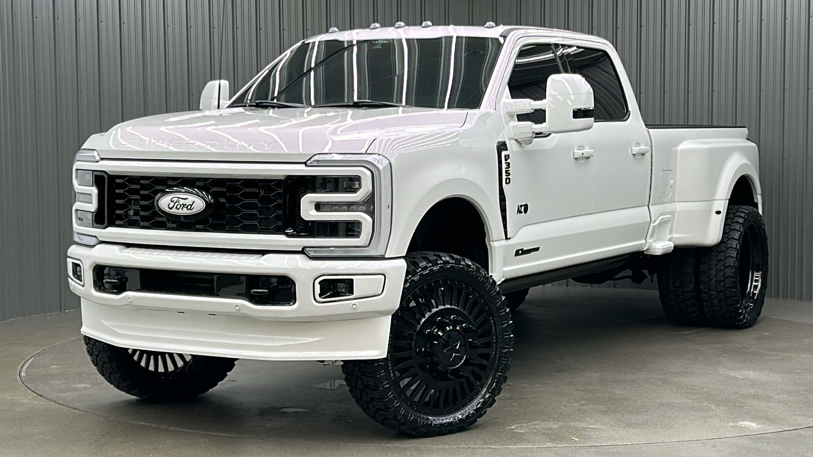 2024 Ford F-350SD Limited 1