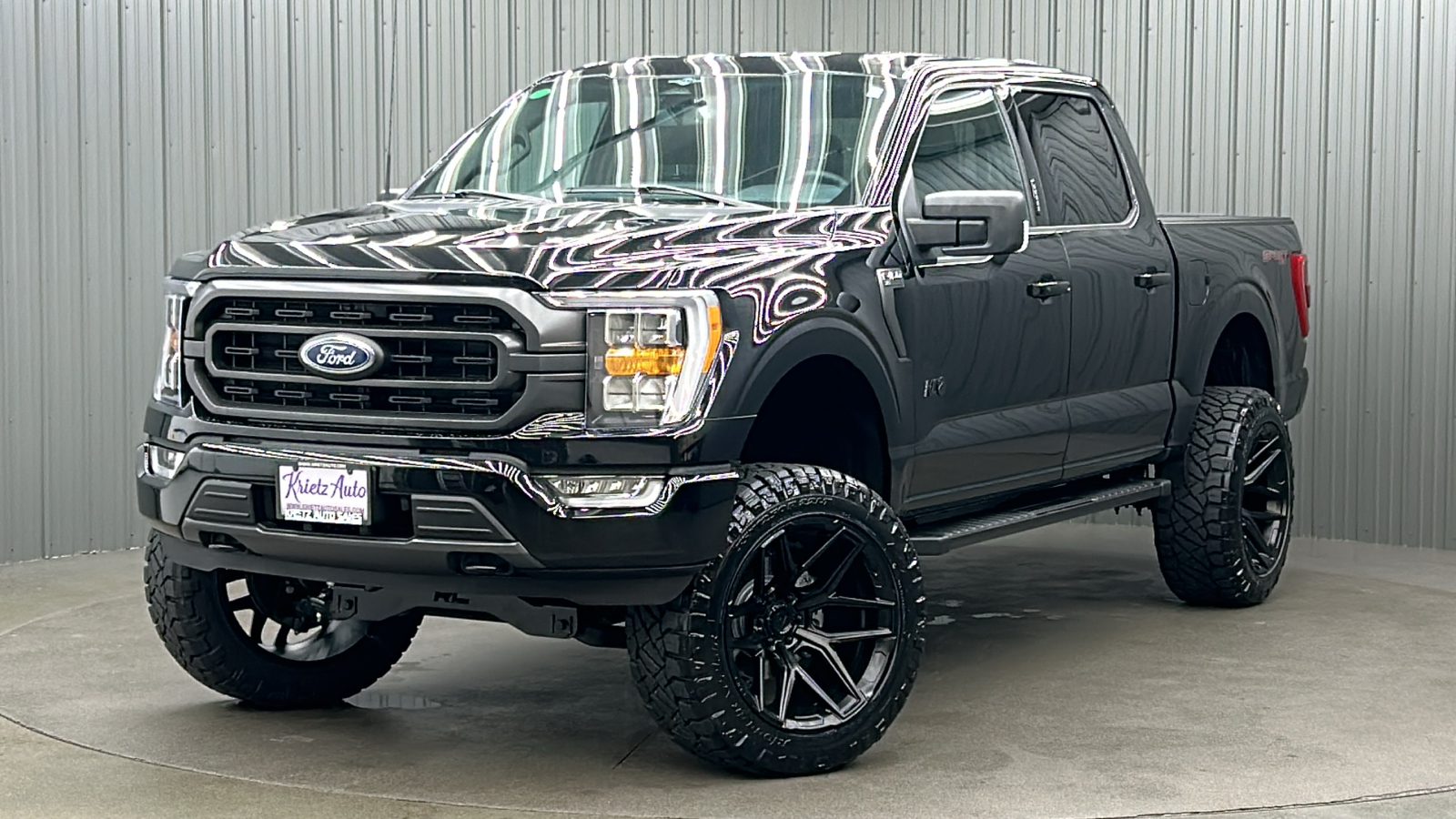 2023 Ford F-150 XLT 1