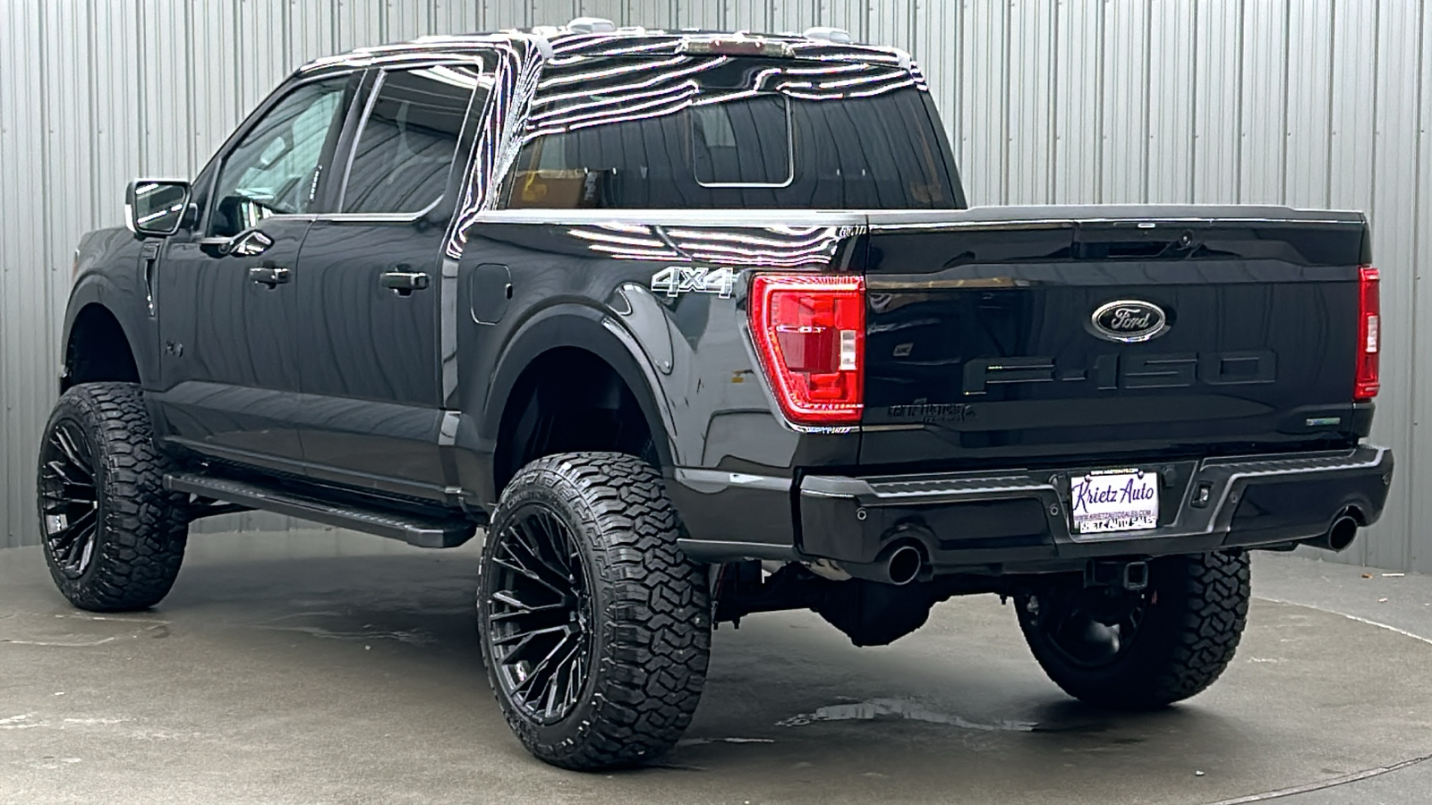 2023 Ford F-150 XLT 3