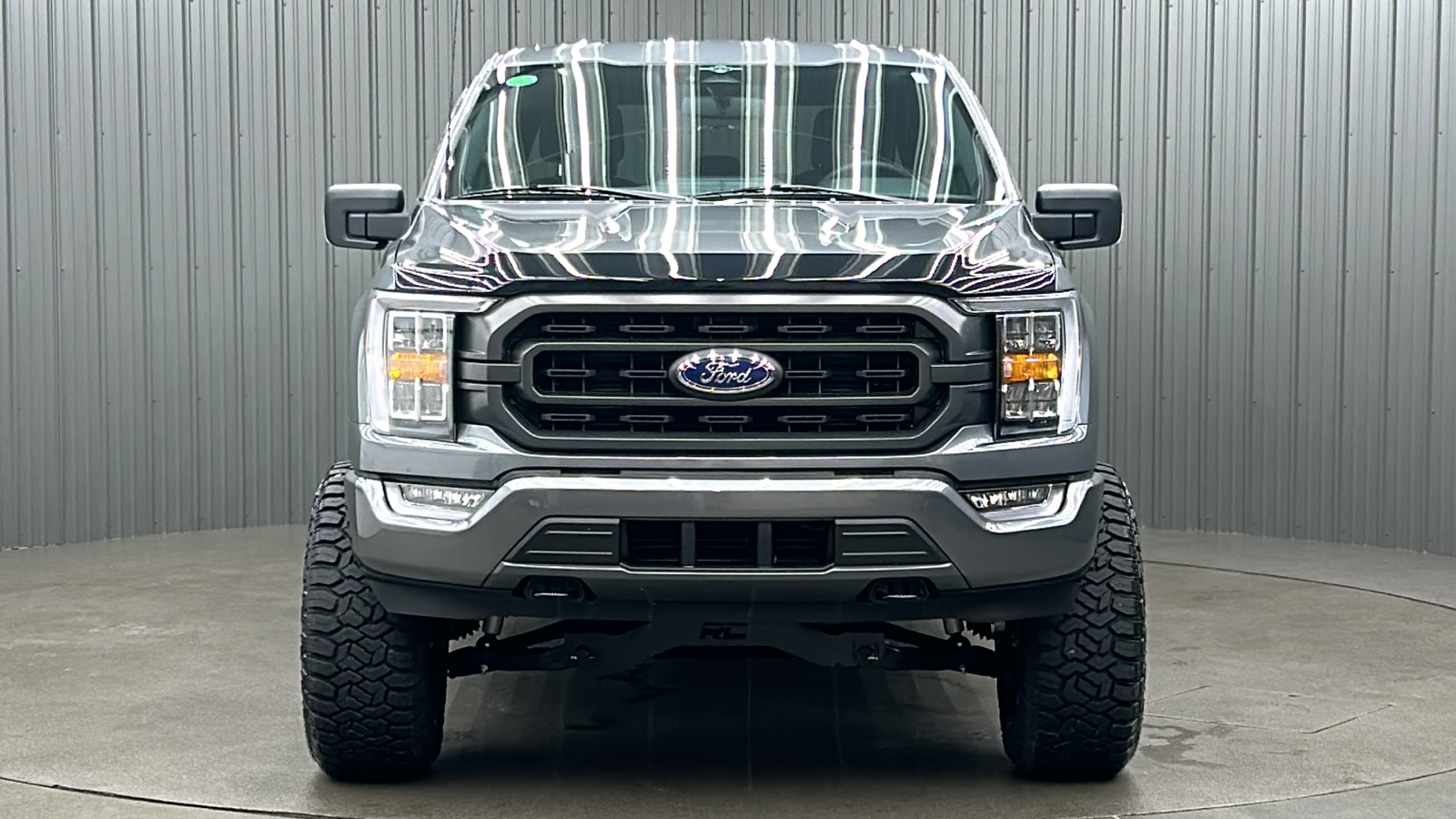 2023 Ford F-150 XLT 8