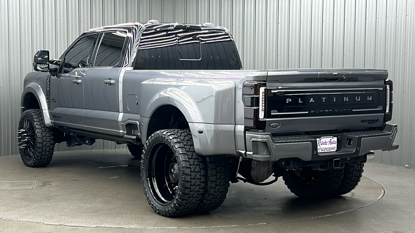 2024 Ford F-450SD Platinum 3