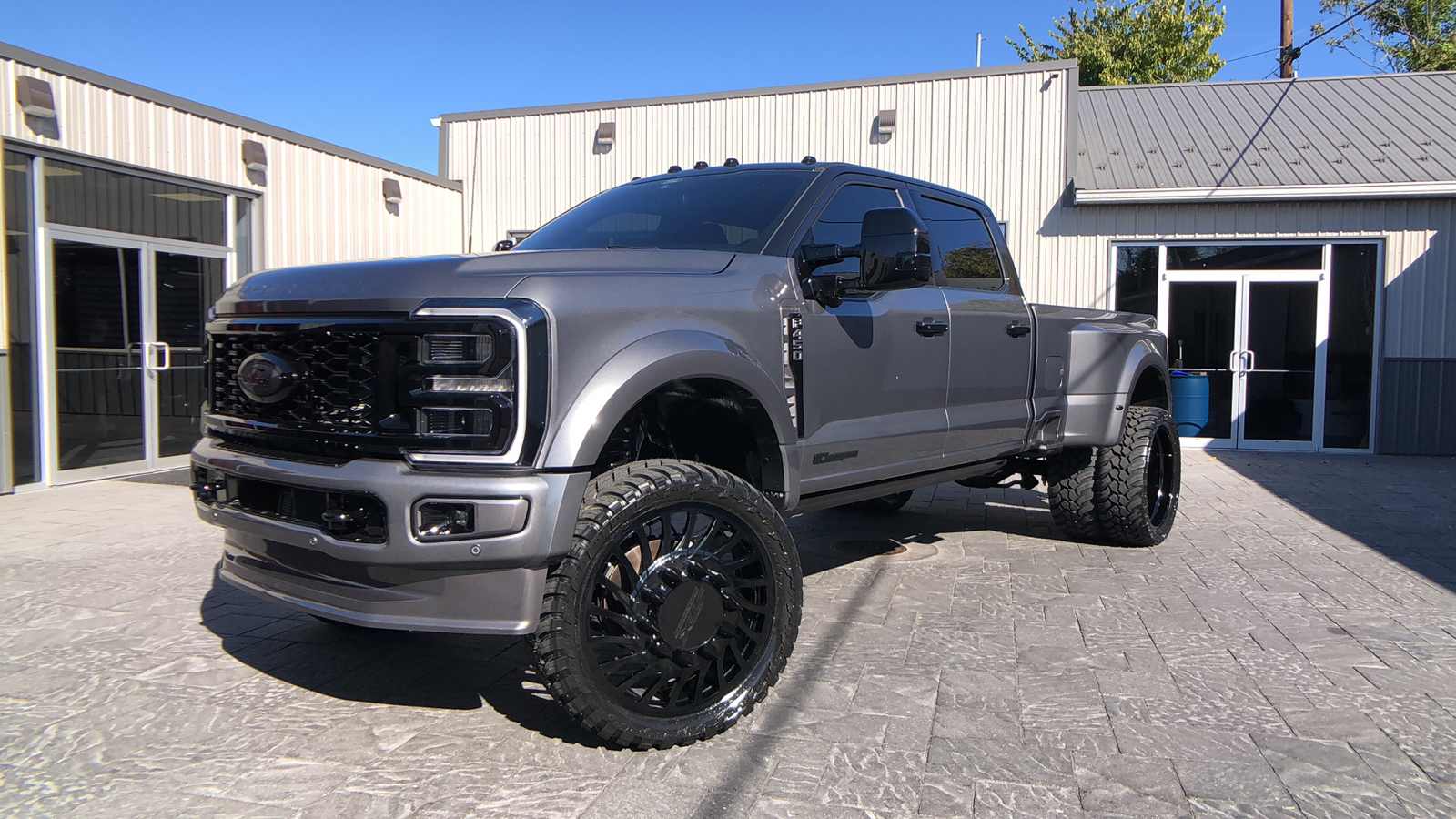 2024 Ford F-450SD Platinum 1