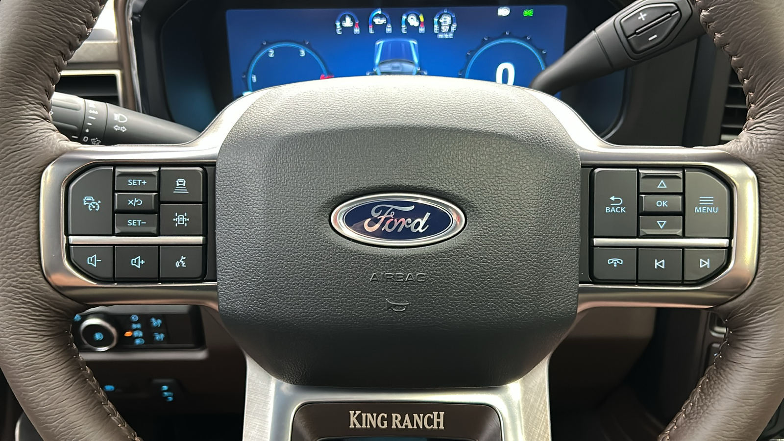 2024 Ford F-450SD King Ranch 29