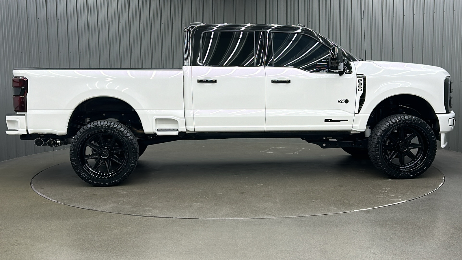 2024 Ford F-350SD Platinum 6