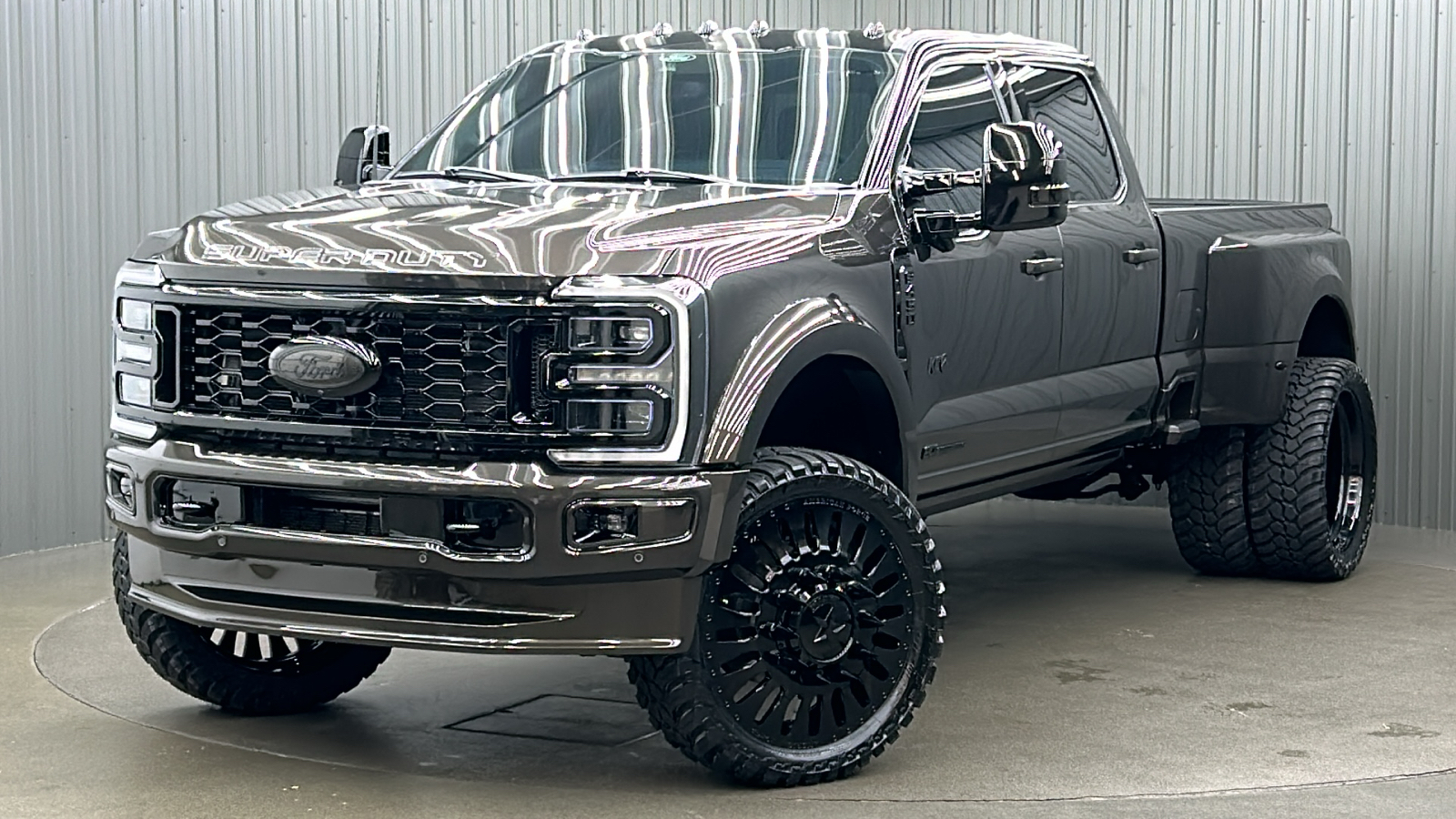 2024 Ford F-450SD Limited 1