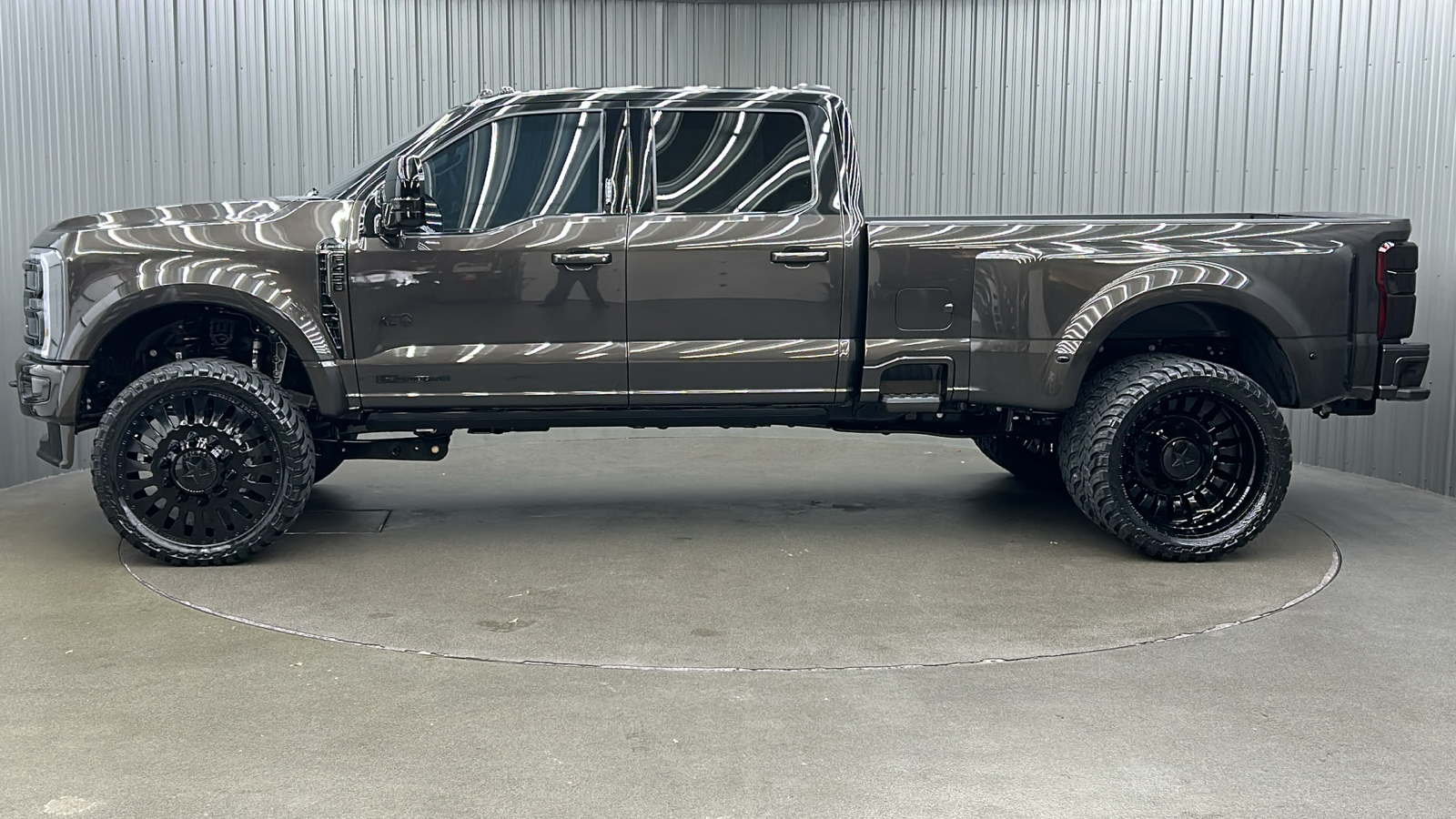 2024 Ford F-450SD Limited 2