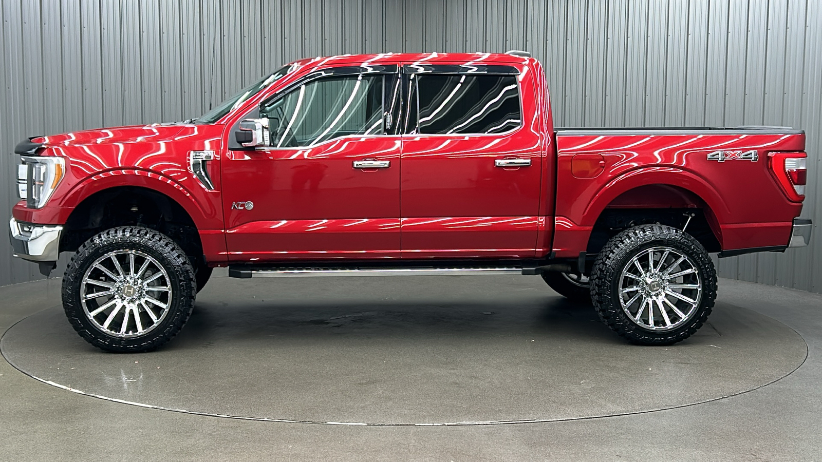 2021 Ford F-150 Lariat 2