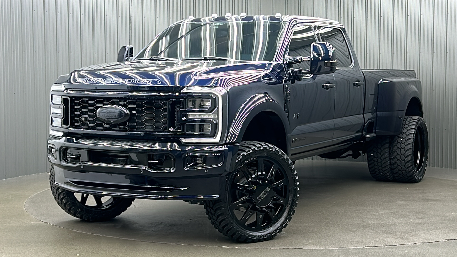 2024 Ford F-450SD Platinum 1