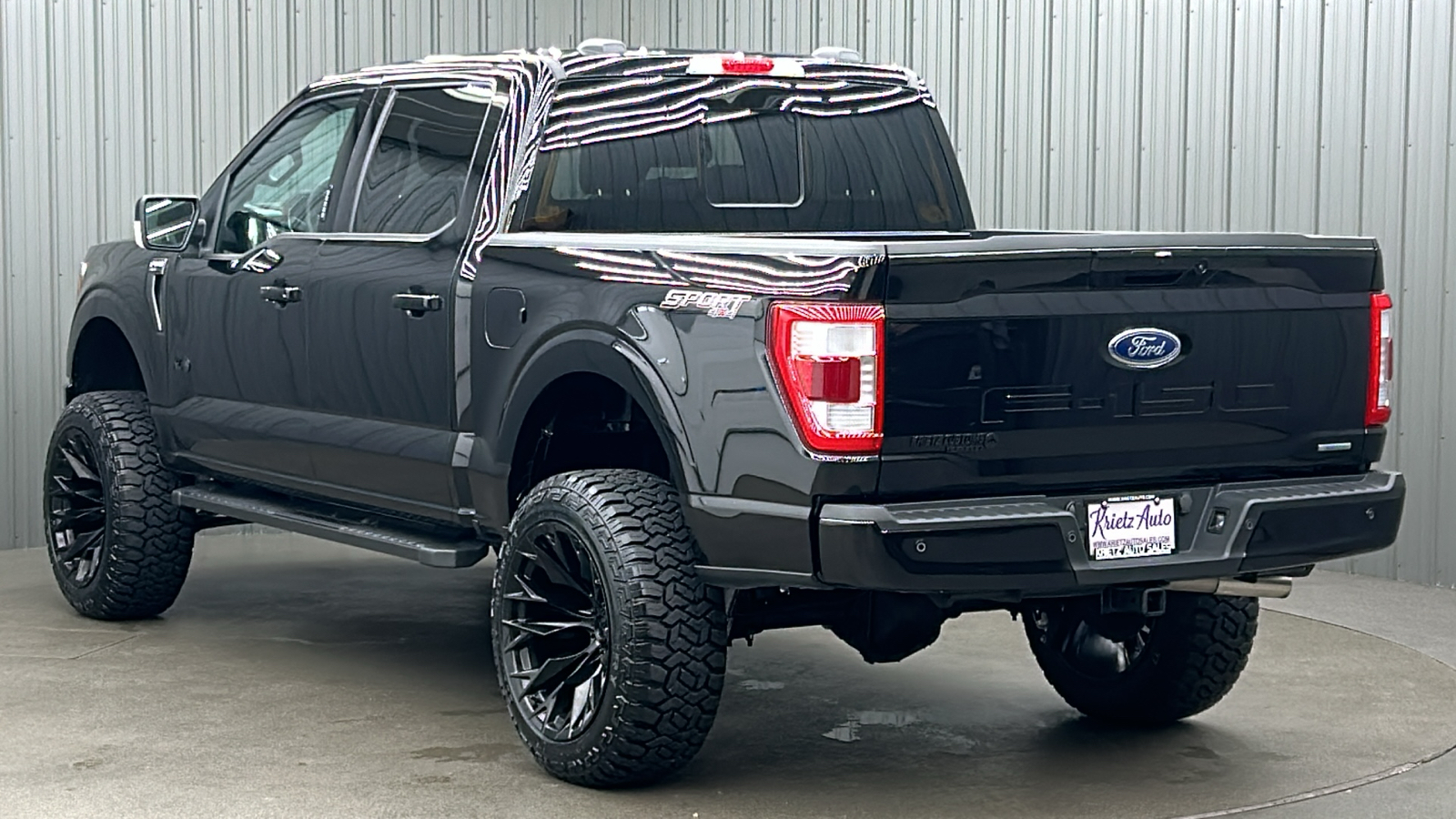 2023 Ford F-150 Lariat 3