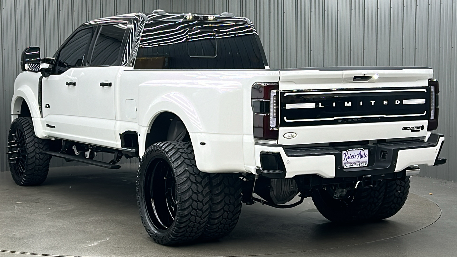 2024 Ford F-450SD Limited 3