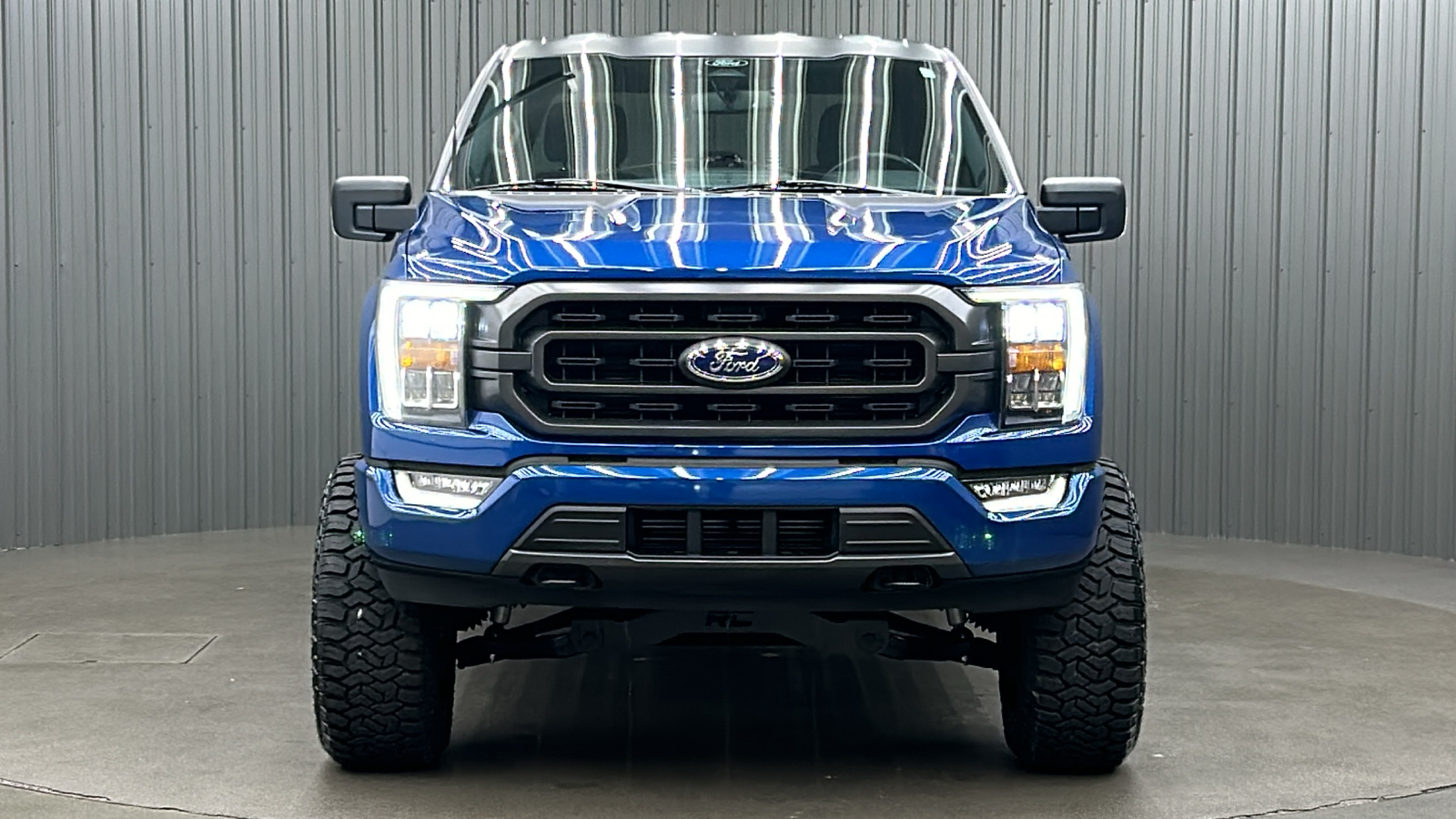 2022 Ford F-150 XLT 8