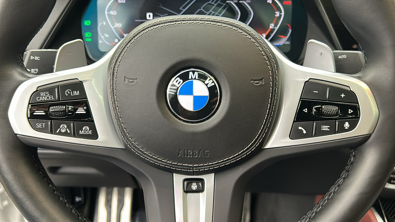 2022 BMW X6 M50i 23