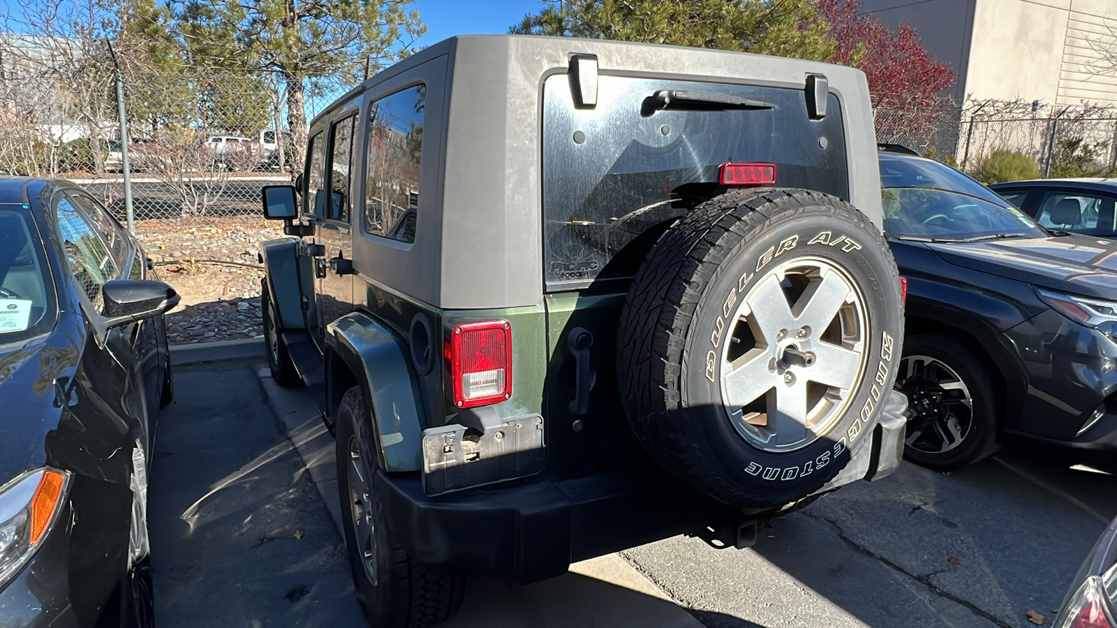 2007 Jeep Wrangler Unlimited Sahara 14