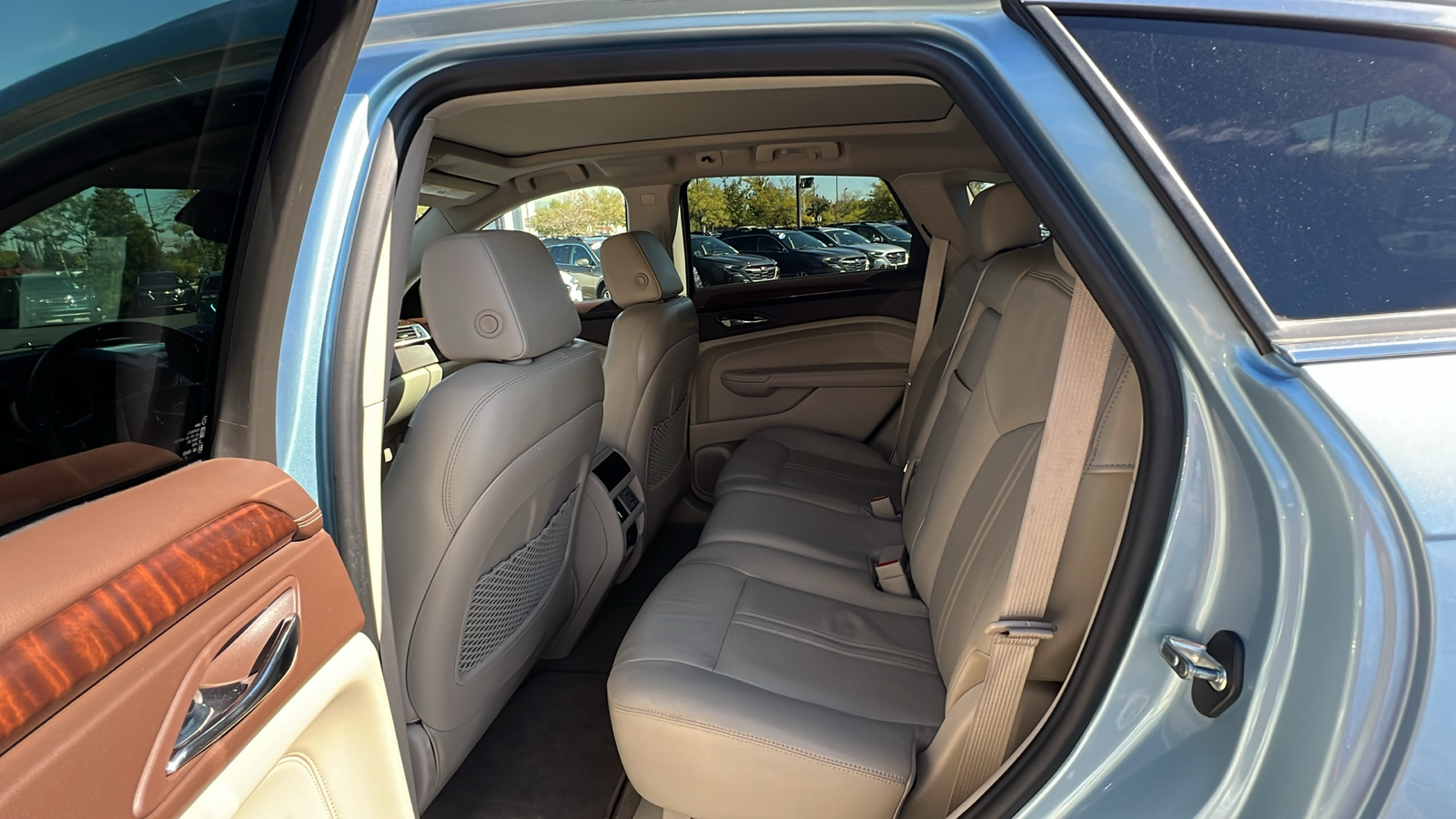 2011 Cadillac SRX Luxury Collection 13